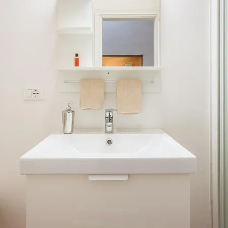 Pandolfini Courtyard Apartment Florence Exterior photo