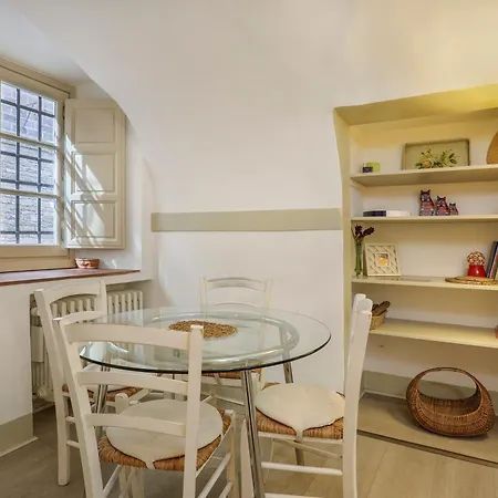 Pandolfini Courtyard Apartment Florence Exterior photo