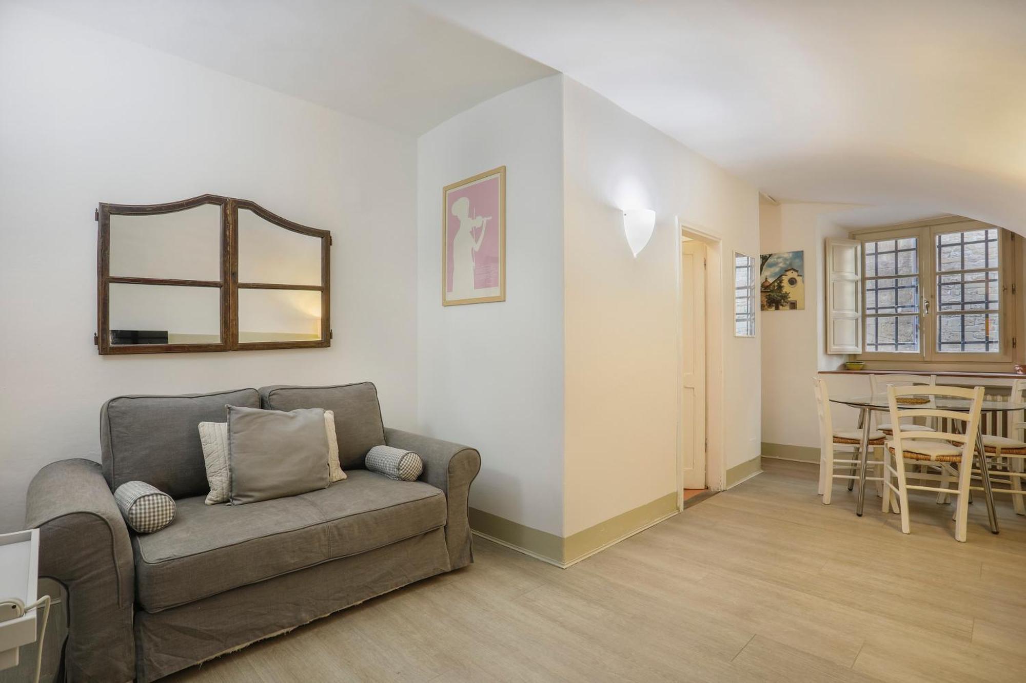 Apartment Pandolfini Courtyard Florenz