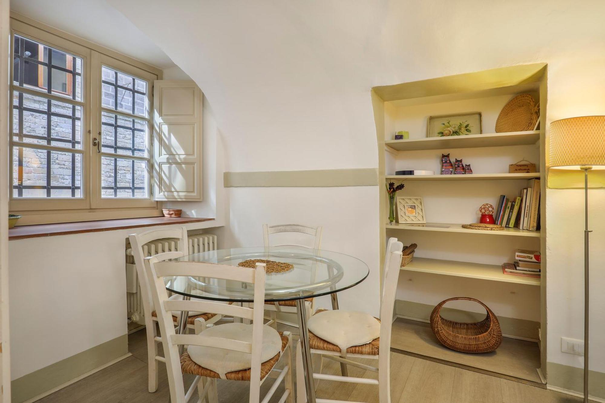 Apartment Pandolfini Courtyard Florenz